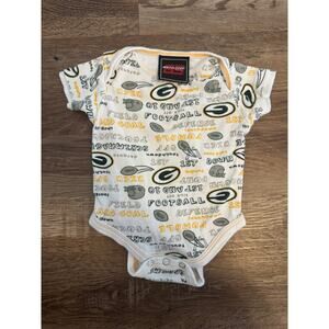 Green Bay Packer's 3-6 Month Genuine Stuff Short Sleeve One-Piece Button Suit